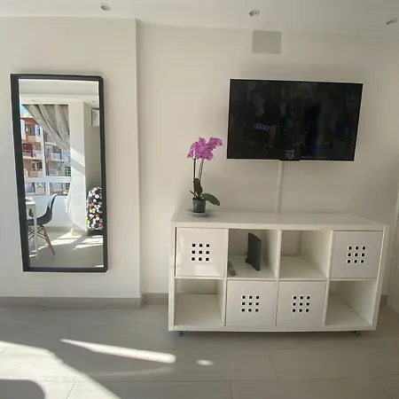 Apartment Loft Moderno - Vistas Mar Y Montana - Piscinas